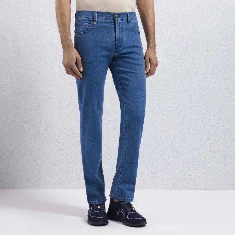 "Stefano Ricci Men's Premium Luxury Jeans for Style & Comfort"