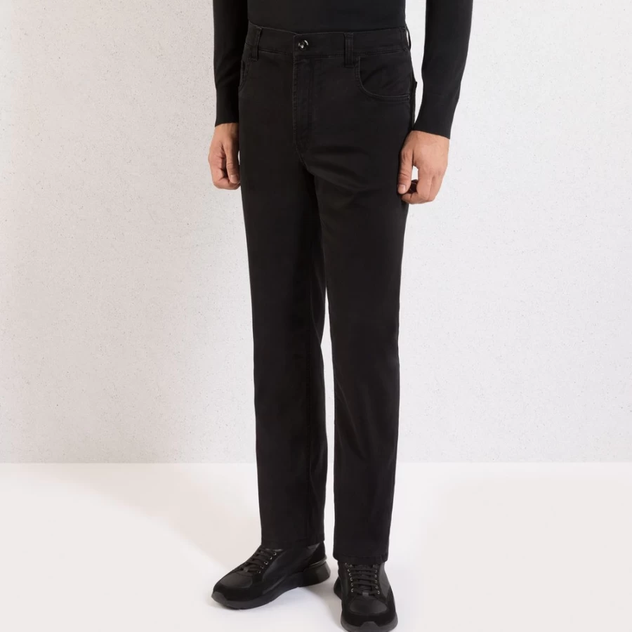 "Stefano Ricci Men's Premium Tapered Jeans - Slim Fit Denim Pants for Style & Comfort"